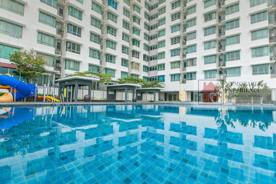 Property building, Swimming pool, Swimming pool