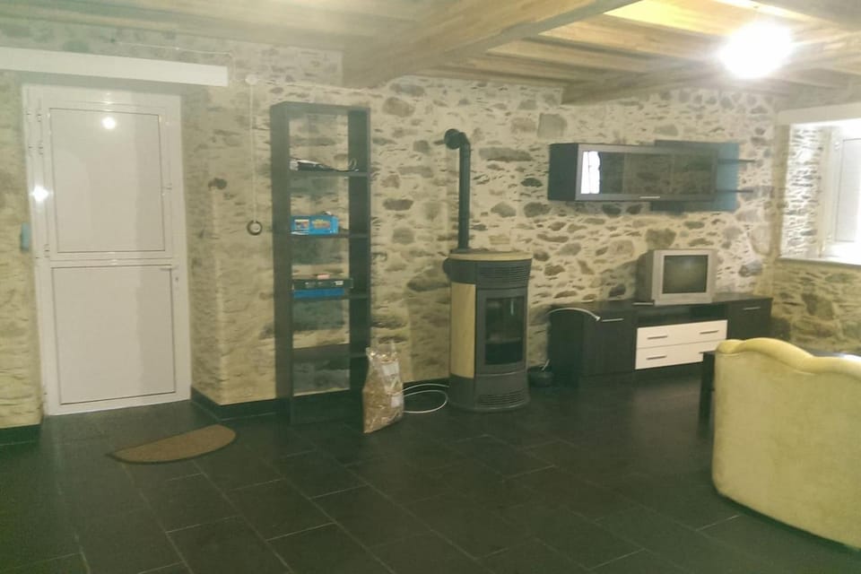 Casa Rural Ferreiroas Ortigueira House in Galicia