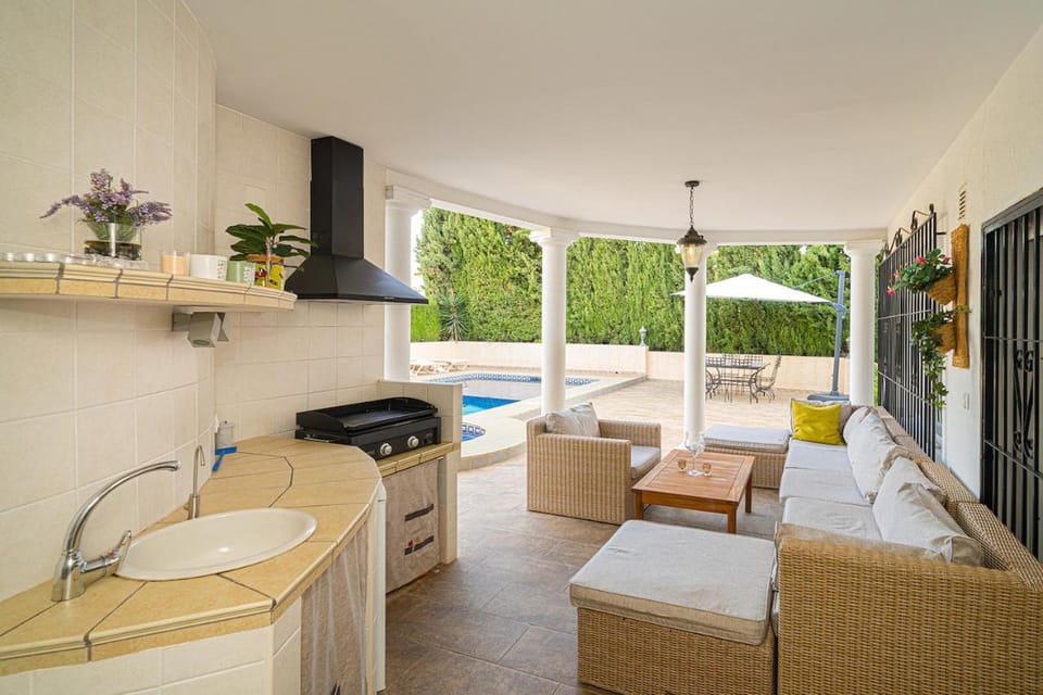 Villa Santana FAMILY VILLA Spaniahome House in Marina Baixa