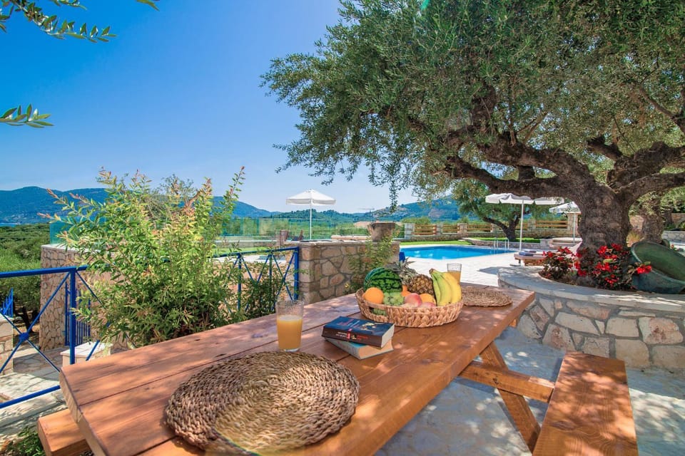 Mountain view, Sea view, Swimming pool, Swimming pool