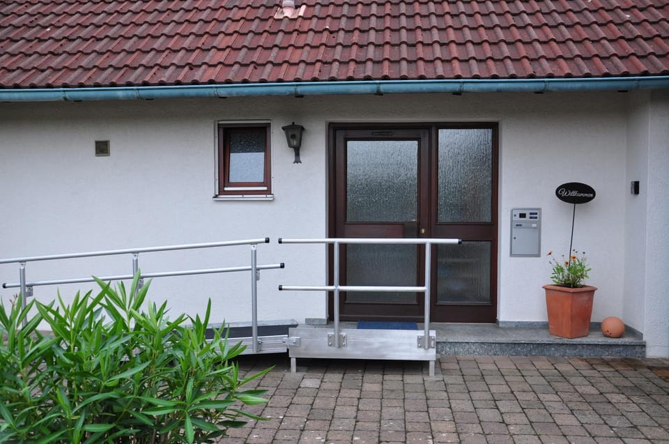 Property building, Facility for disabled guests, acessibility