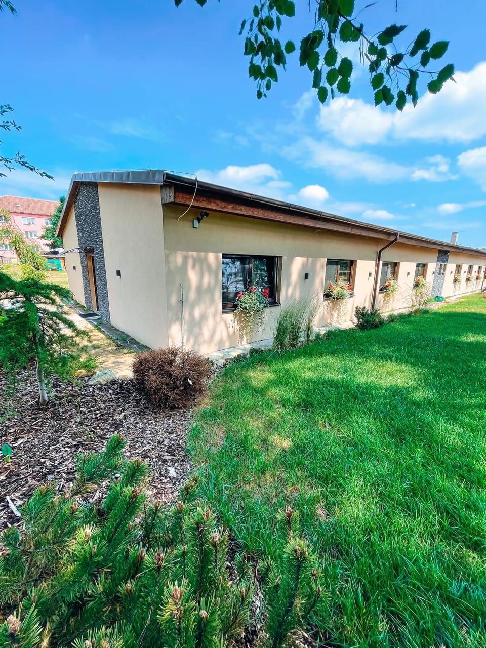Property building, Garden
