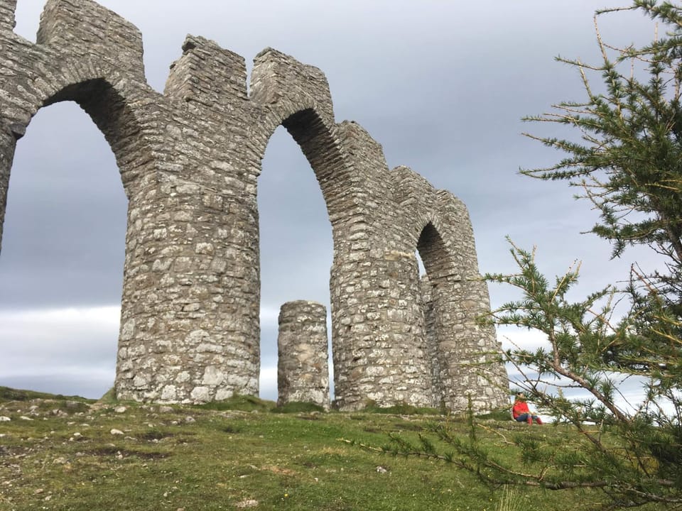 Nearby landmark, Natural landscape, Hiking