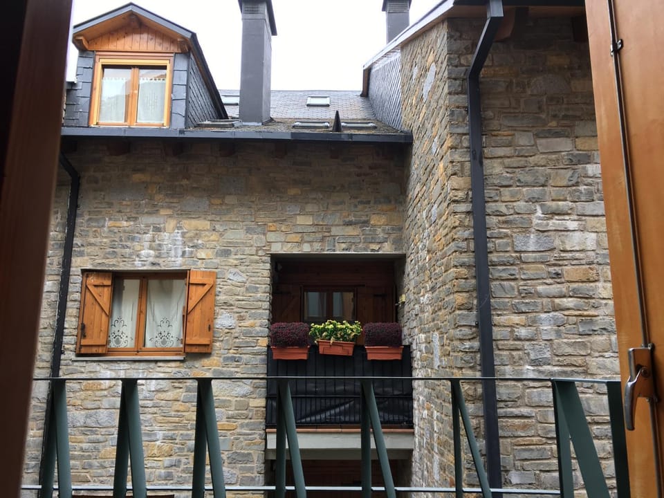 View (from property/room), Balcony/Terrace