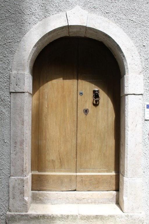 Property building, Internal: Not applicable to any particular room