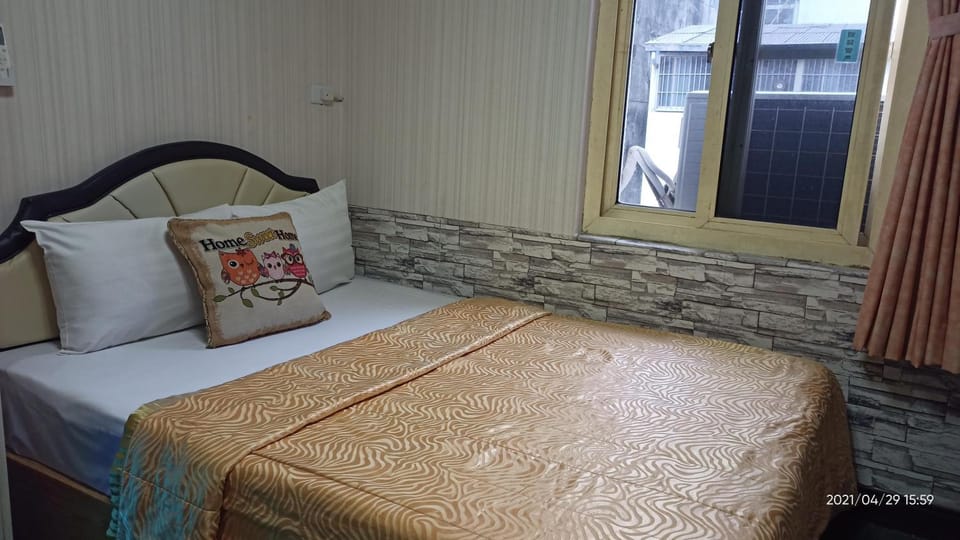 鑽石大旅社 Inn in Kaohsiung