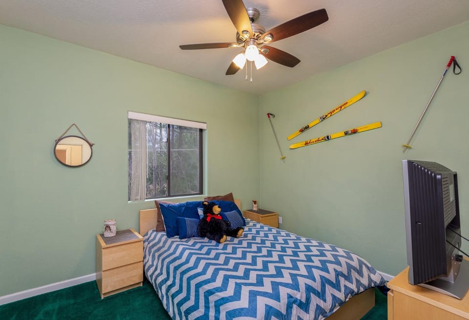 Bed, Bedroom