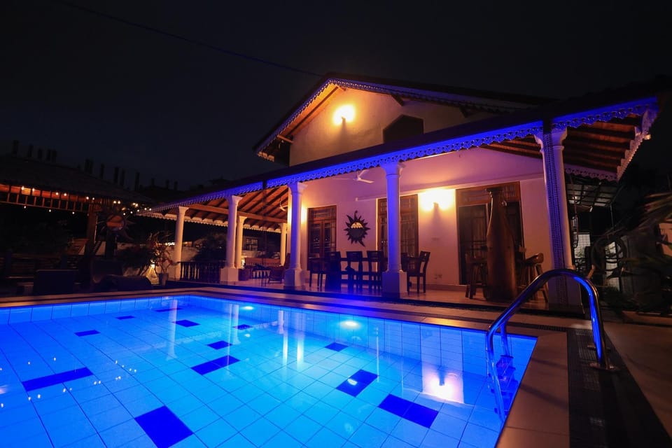 Property building, Swimming pool