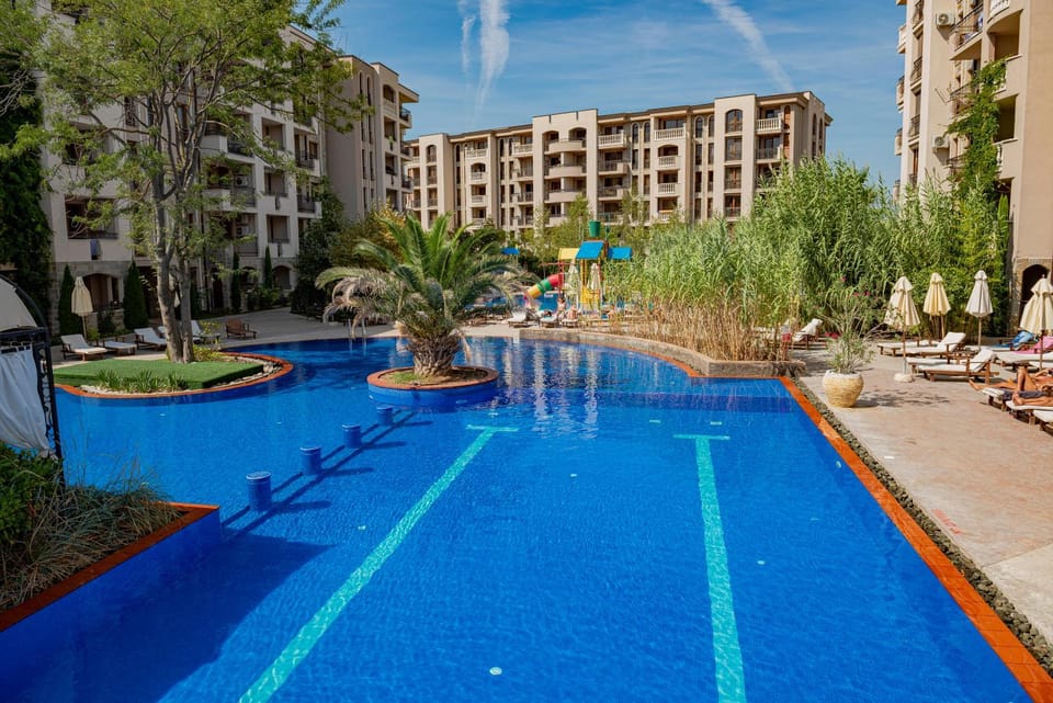 Swimming pool