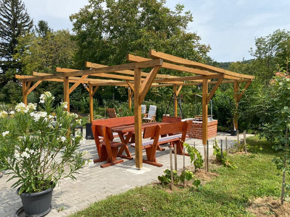 BBQ facilities, Garden