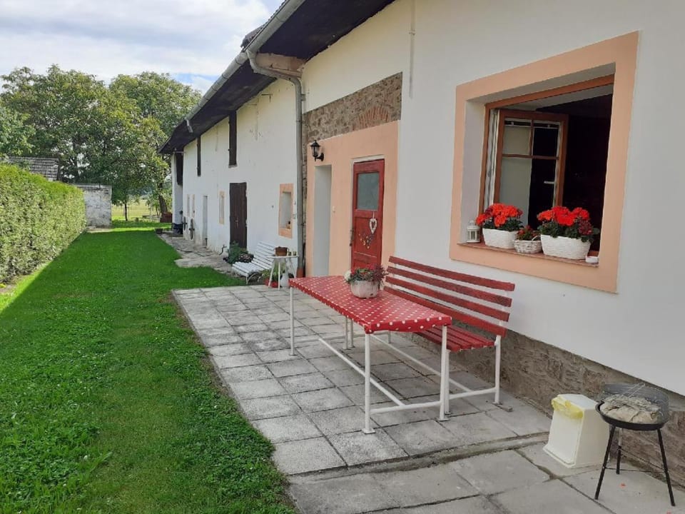 Na Chalupě u sádky Apartment in South Bohemian Region