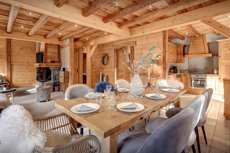 Kitchen or kitchenette, Living room, Seating area, Dining area, flat iron