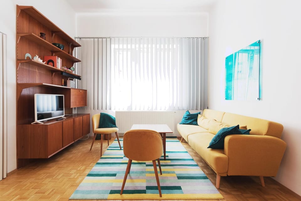 Communal lounge/ TV room, TV and multimedia, Living room, Lounge or bar