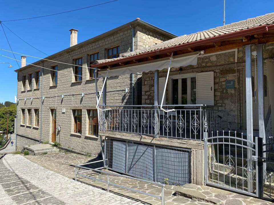 Property building, Day