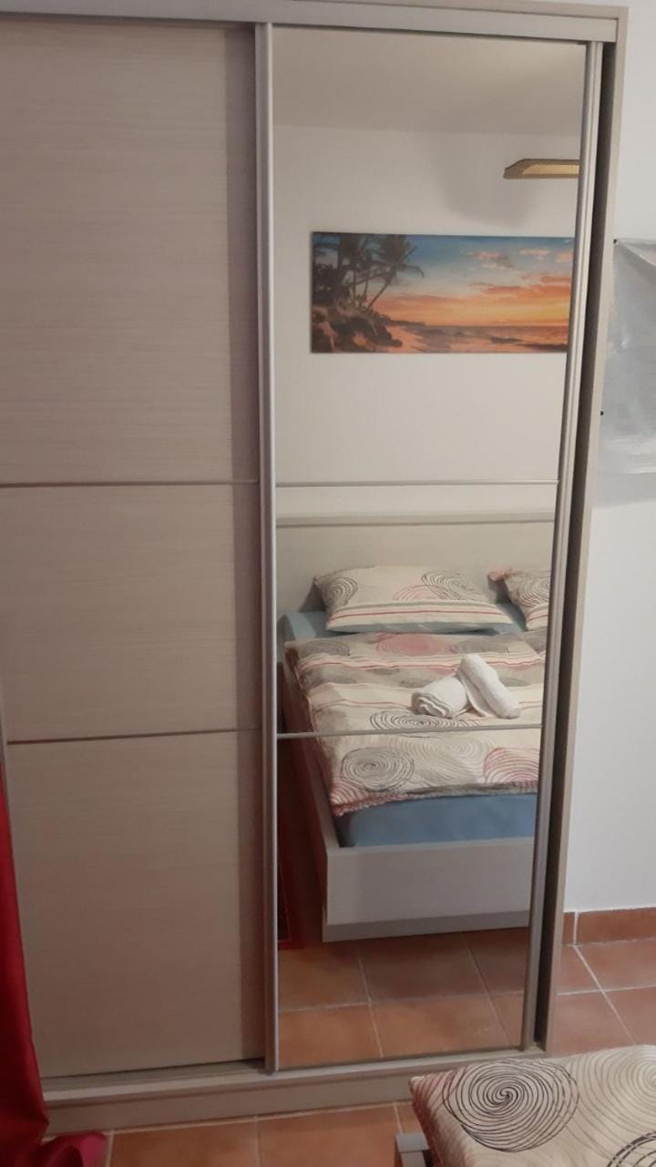 Apartmani Lupi 2 M&S Apartment in Vrboska