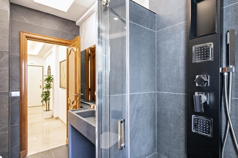 First Class Rome Apartments House in Rome
