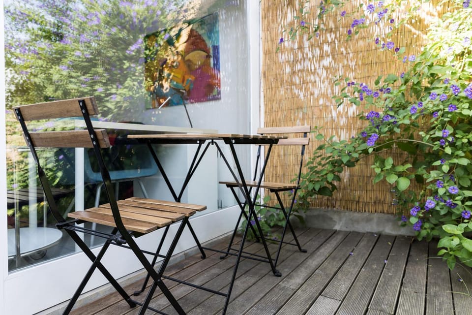 Garden, Seating area