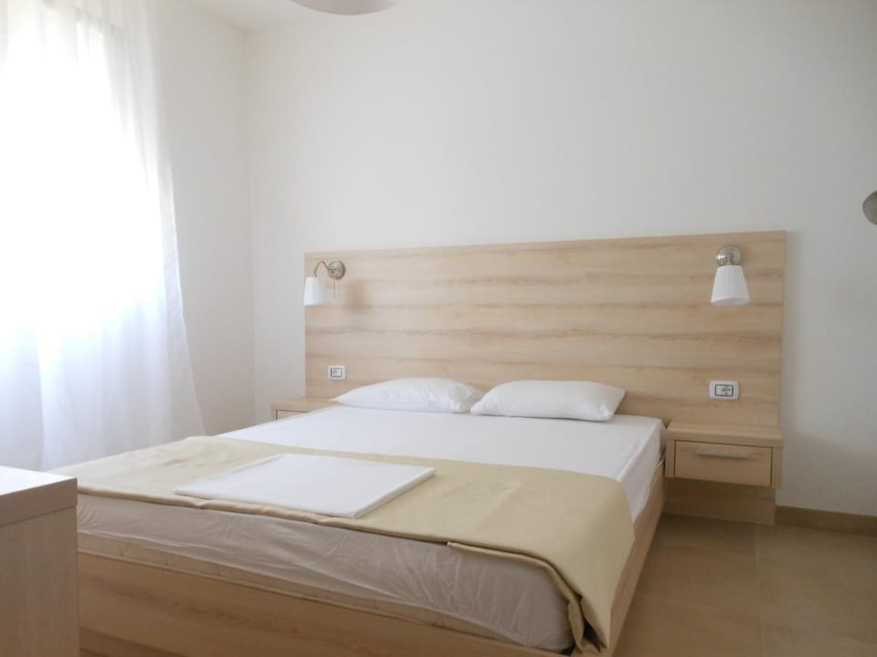 Day, Photo of the whole room