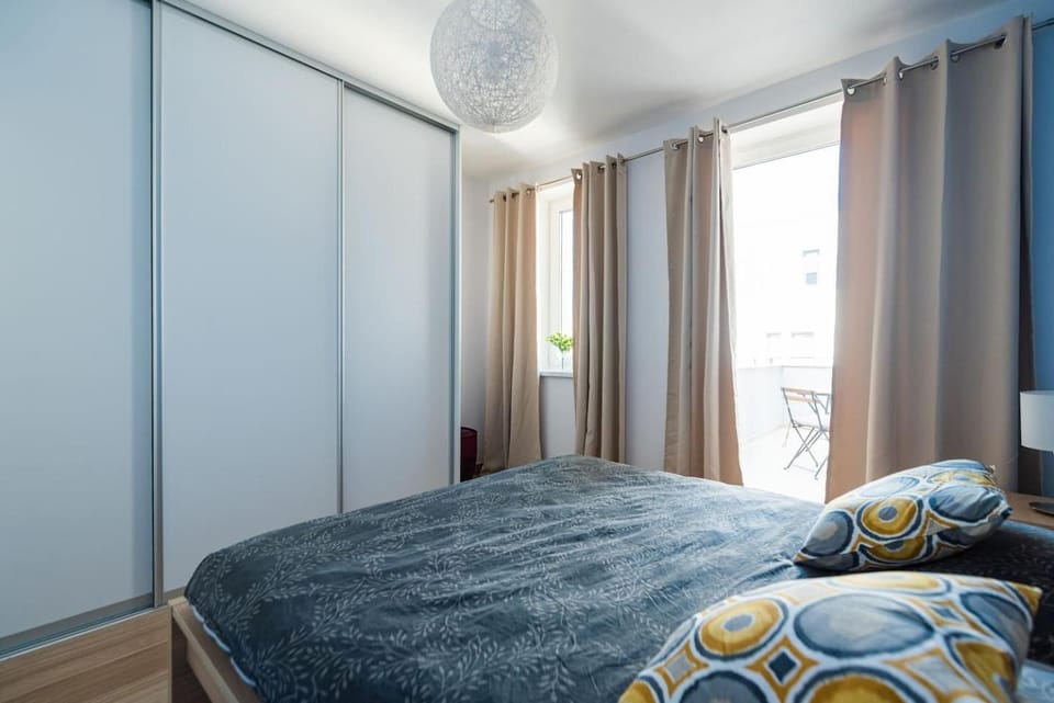 Private 5 star 3 room flat and in-door Pkg Apartment in Slovakia
