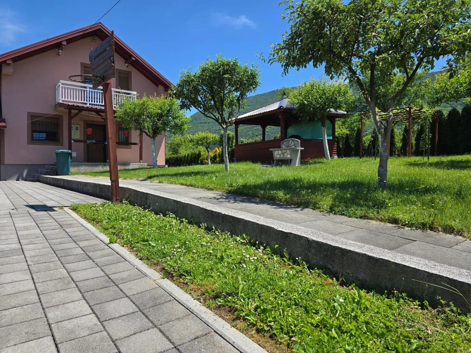 Property building, Garden view