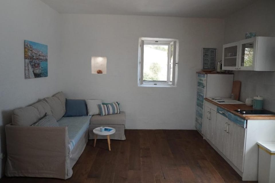 Traditional island Murvica house Apartment in Split-Dalmatia County