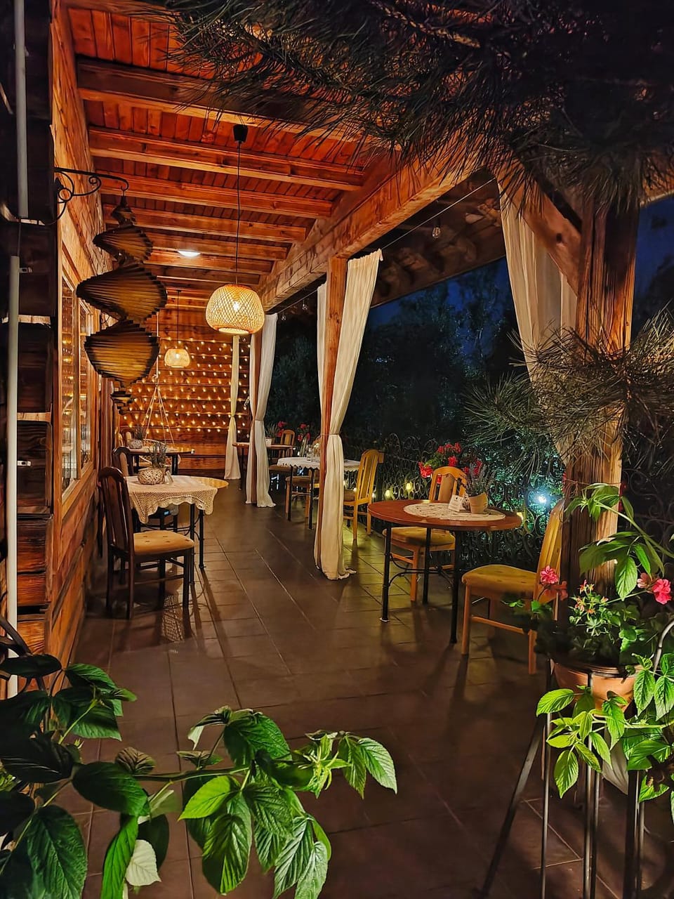 Night, Summer, Balcony/Terrace, Seating area, Evening entertainment, Entertainment