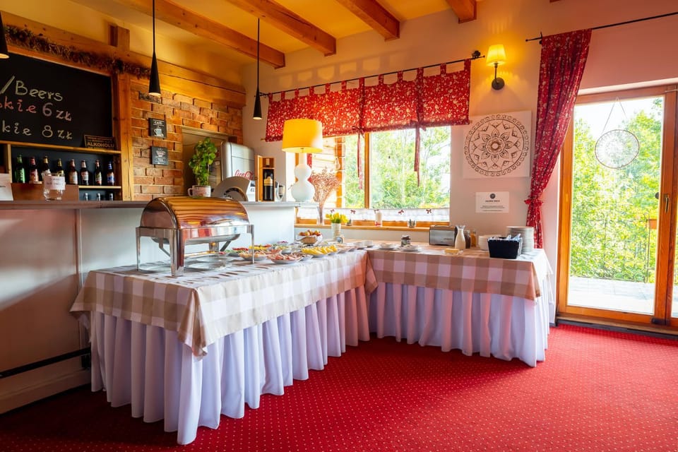 On site, Food, Breakfast, Buffet breakfast