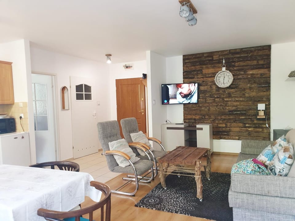 Apartament przy wydmie parter-balkon Apartment in Pomeranian Voivodeship