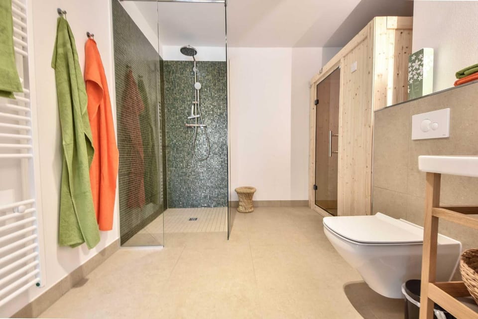 Shower, Toilet, Sauna, Bathroom