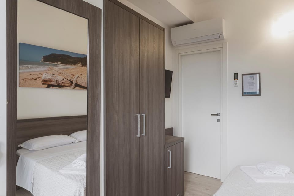 Bed, Bathroom, Bedroom