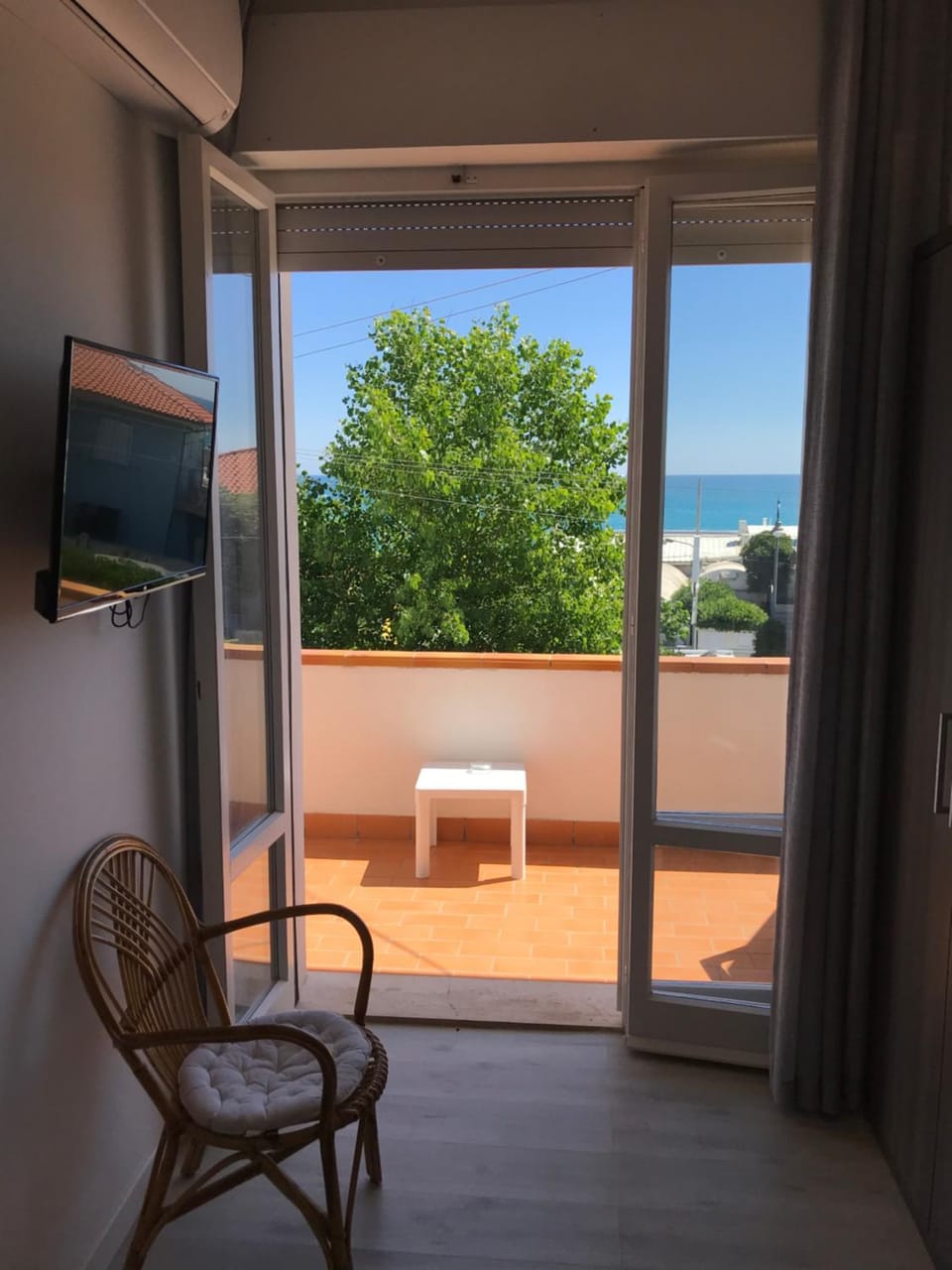 View (from property/room), Balcony/Terrace, Sea view