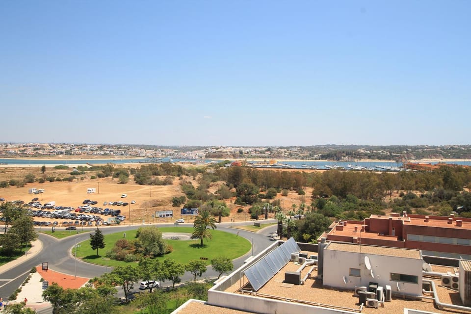 Bird's eye view, City view, Sea view, Street view