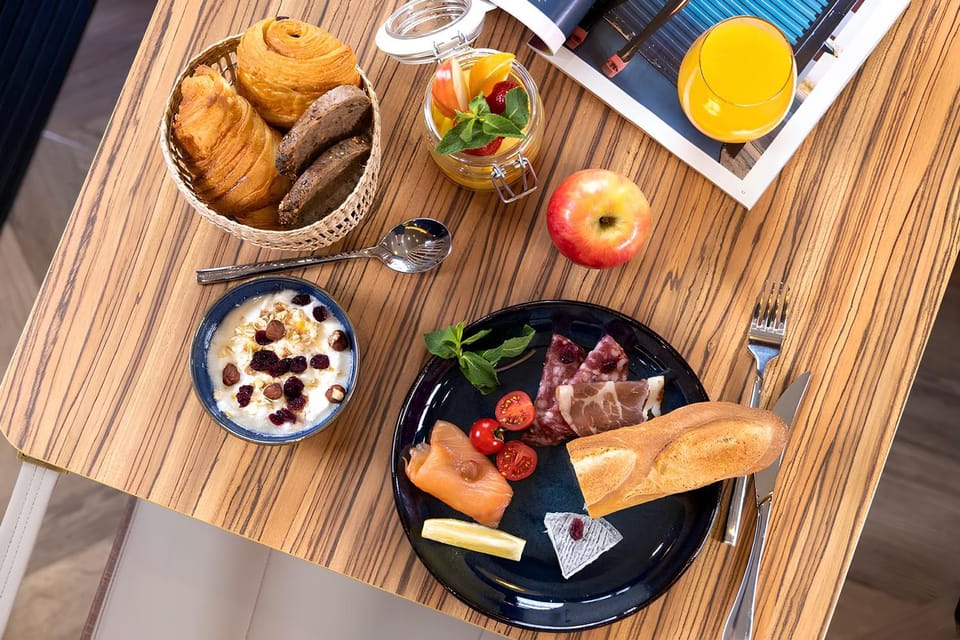 Breakfast, Buffet breakfast