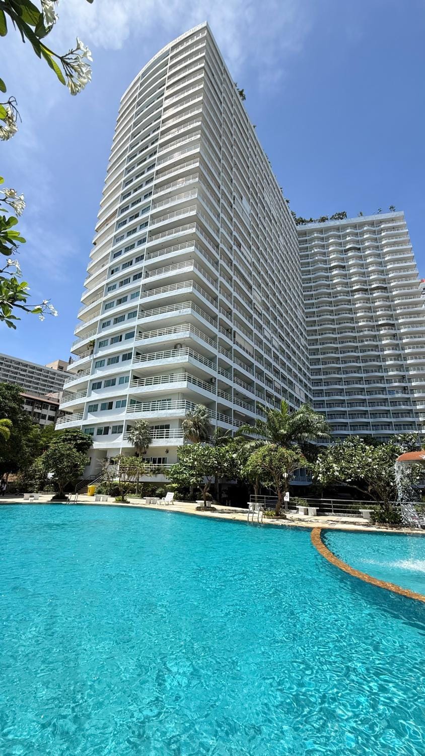 Property building, Pool view, Swimming pool