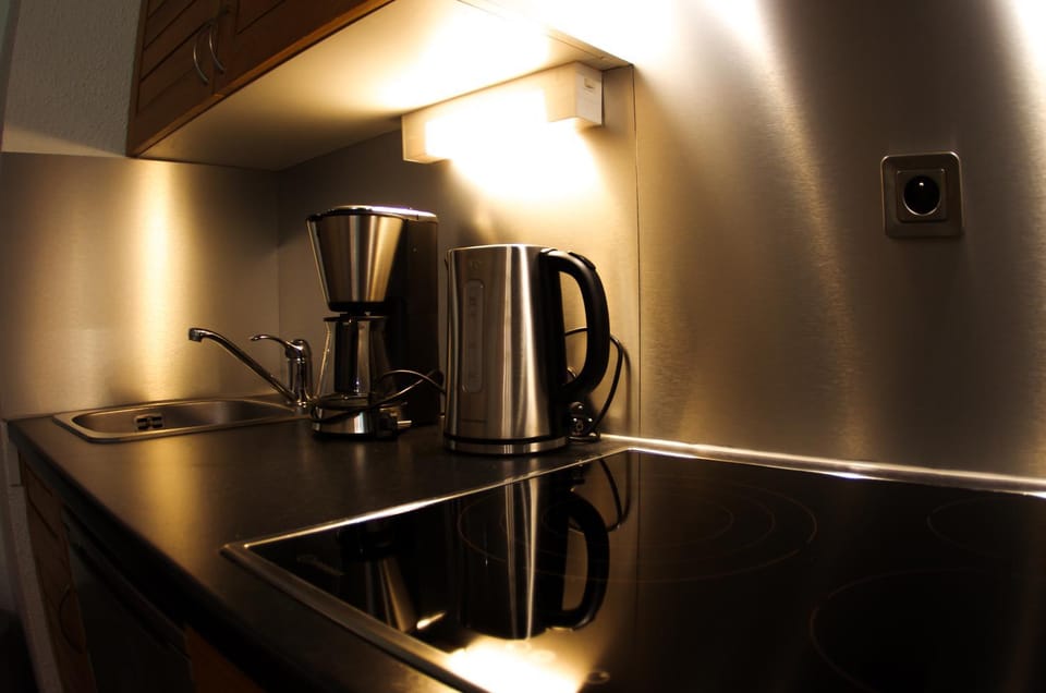 Coffee/tea facilities, Kitchen or kitchenette
