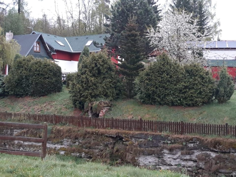 Property building, Garden