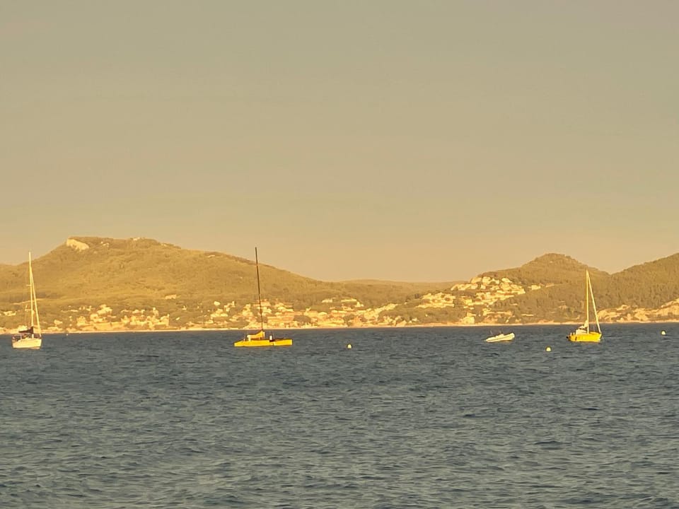 Les pieds dans l’eau Apartment in La Ciotat