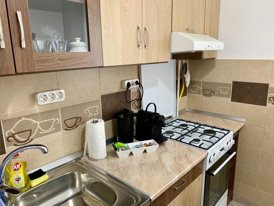 Coffee/tea facilities, Kitchen or kitchenette