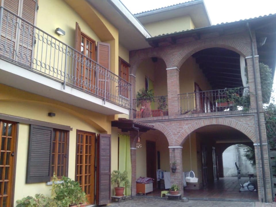 Property building, View (from property/room)