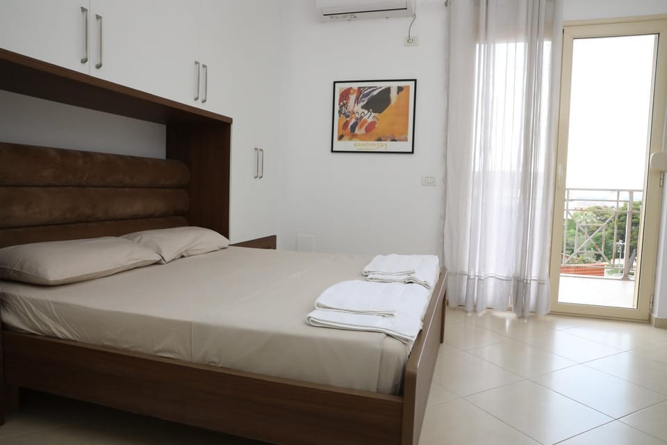 Square View Apartment Apartment in Vlorë