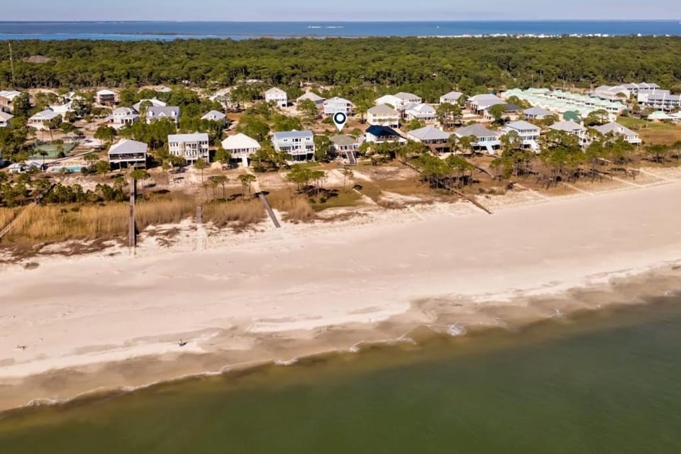 Tan Lines House in Dauphin Island
