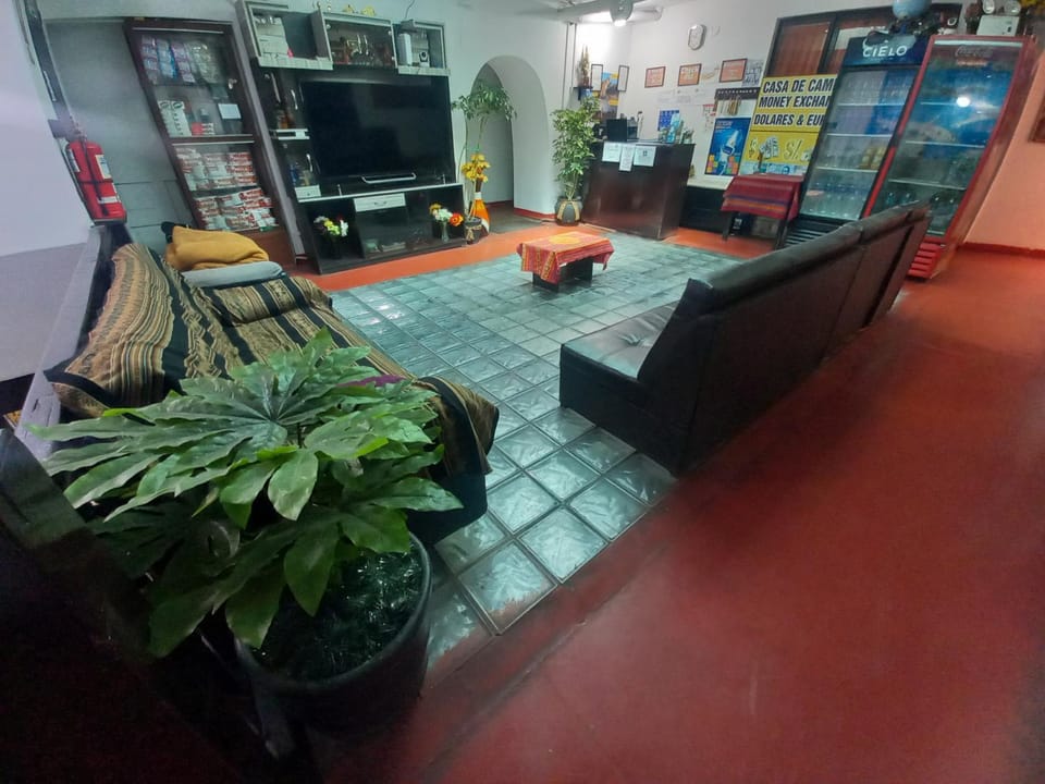 TV and multimedia, Living room, Lobby or reception, Seating area