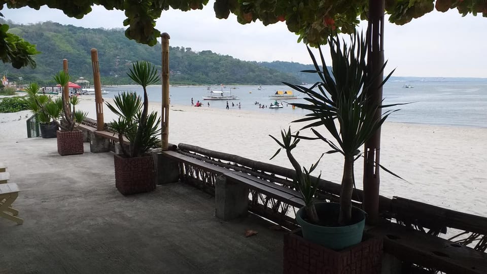 Playa Papagayo Beach Inn Hotel in Olongapo