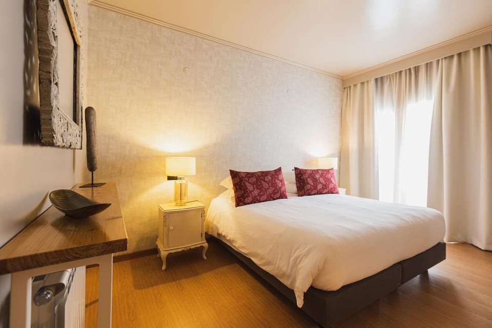 Bed, Decorative detail, Bedroom