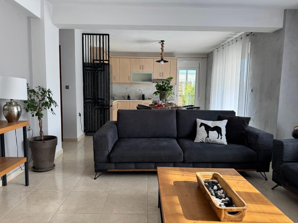Onar Luxury Apartment Apartment in Nea Peramos