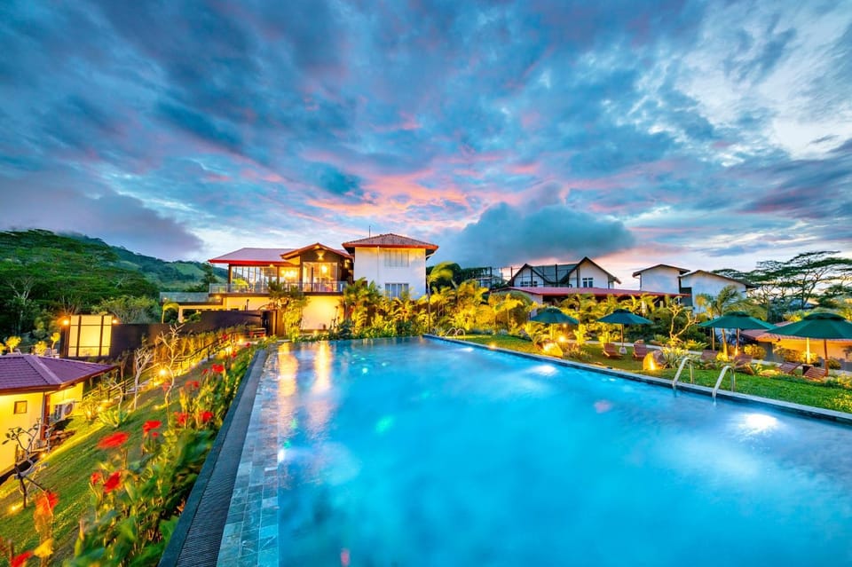 Nearby landmark, Swimming pool