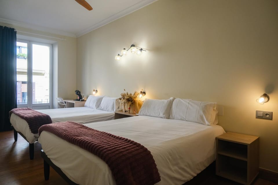 Pensión Artea Bed and Breakfast in San Sebastian