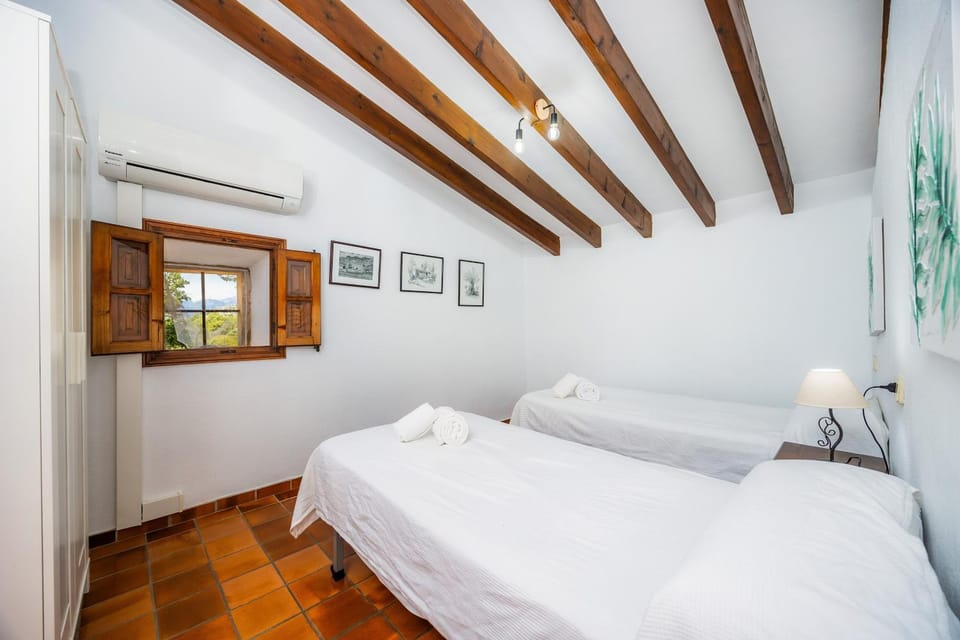 Property building, Living room, Bedroom