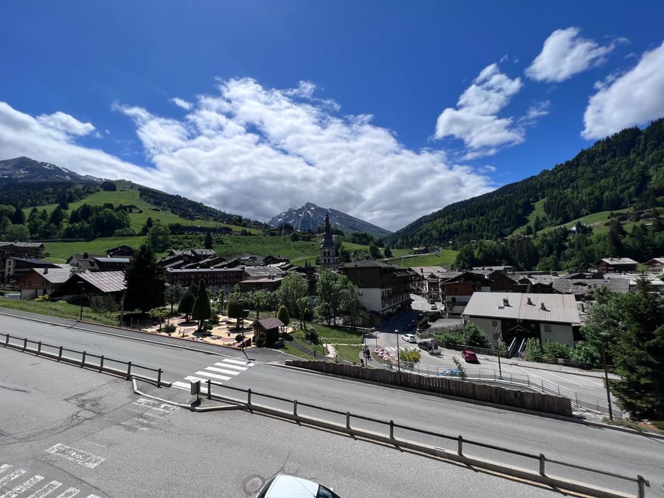 City view, Mountain view, Street view