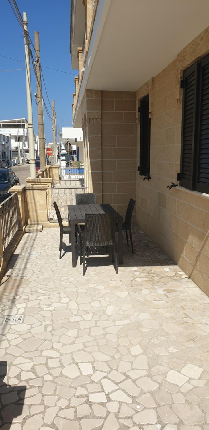 Property building, Balcony/Terrace